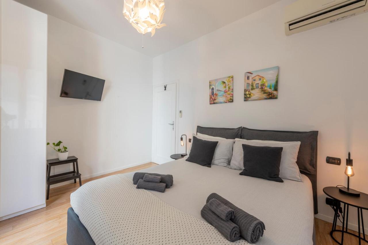 Boutique Apartment Porta Duomo, Close To The Lake! Como Eksteriør billede